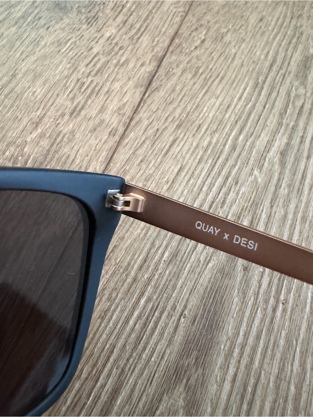 NWT Quay X Desi Perkins On The Low Square Sunglasses - Picture 4 of 5